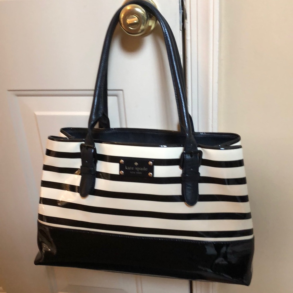 Handbag - Picture 8 of 8